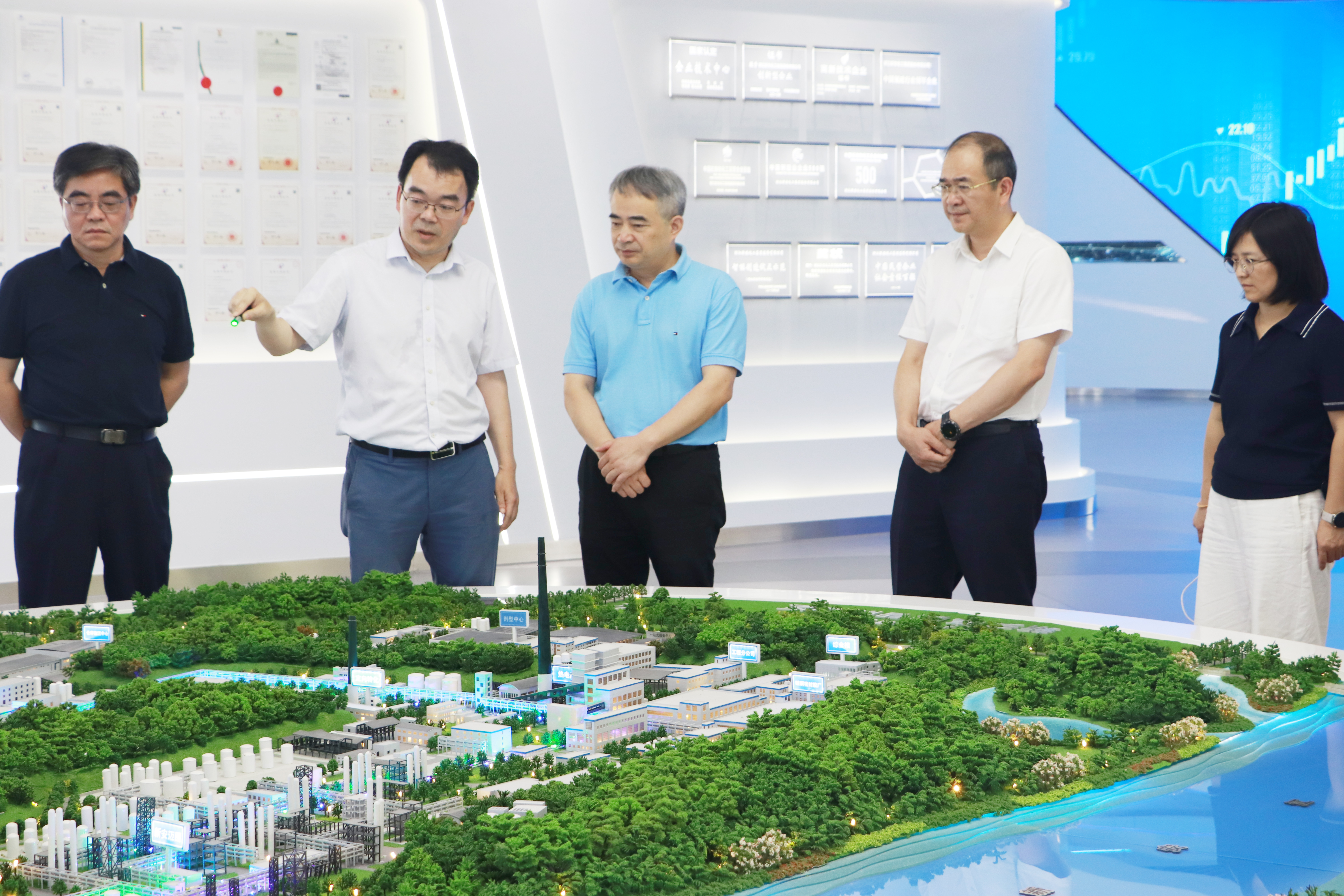 1723793611787526Vjdl.jpg 1723793611787526Vjdl.jpg